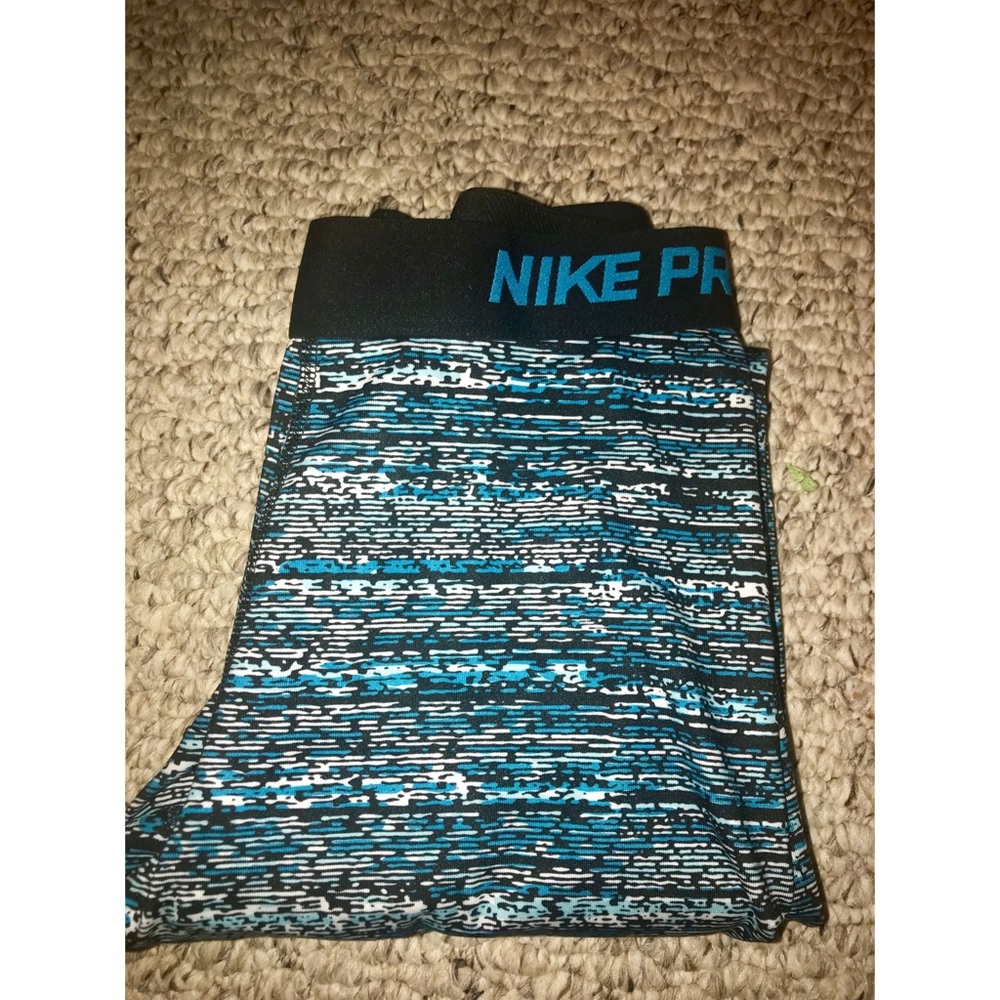 Nike Pro leggings